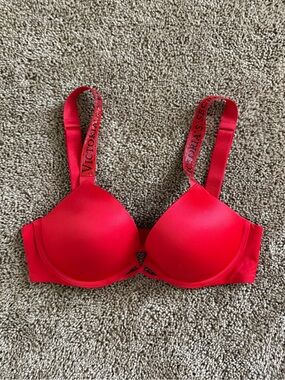 Victoria's Secret very sexy pushup Bra